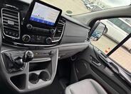 Ford Tourneo Custom 36