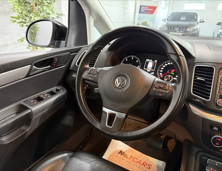 Volkswagen Sharan 19