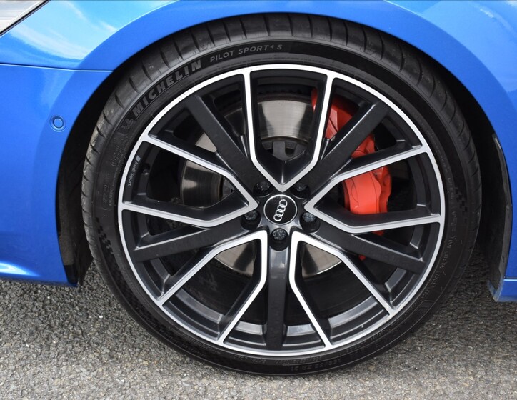 Audi A7 6