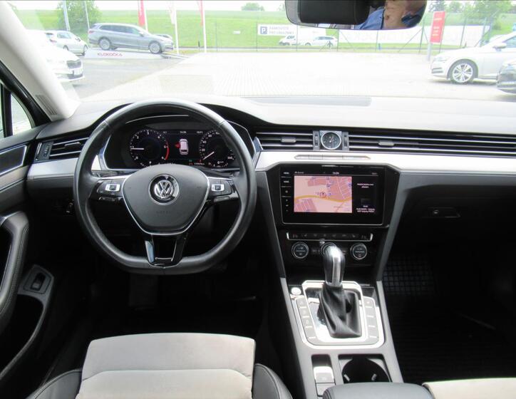 Volkswagen Passat 13