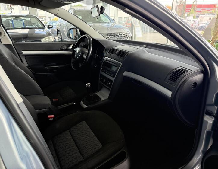Škoda Octavia 9