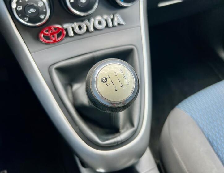 Toyota Verso 29