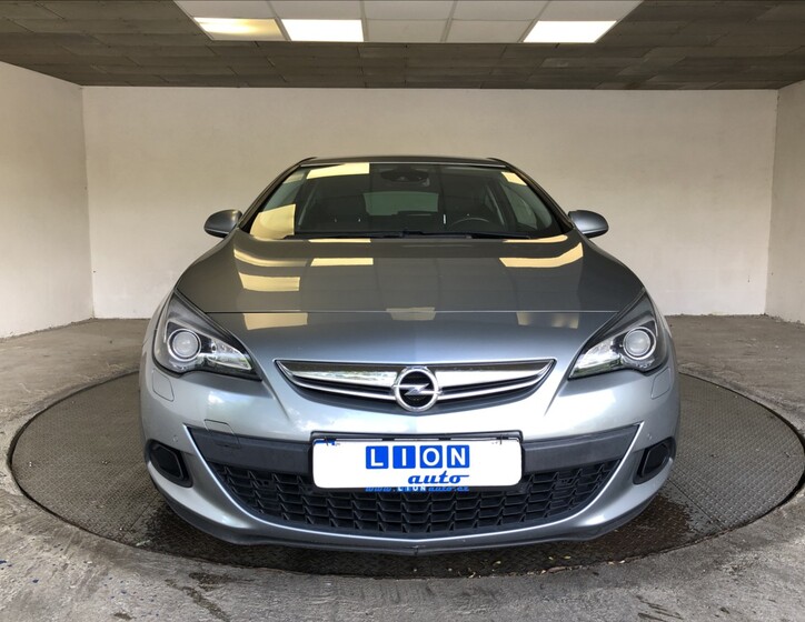 Opel Astra 2