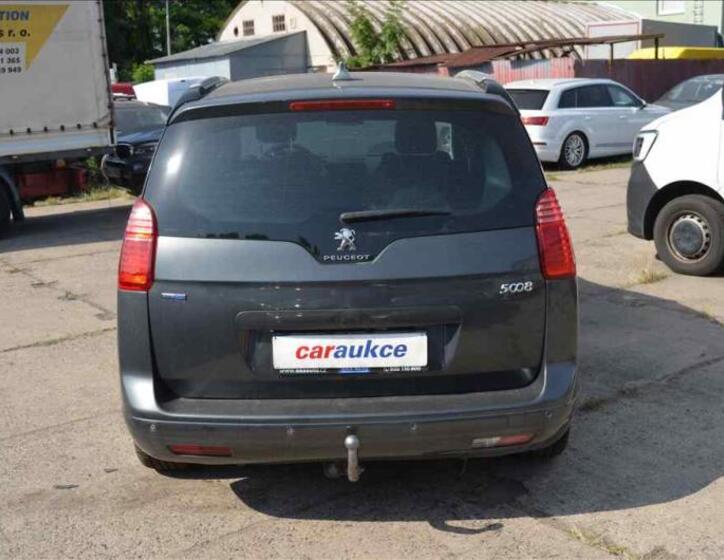Peugeot 5008 5
