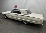 Ford Thunderbird 5