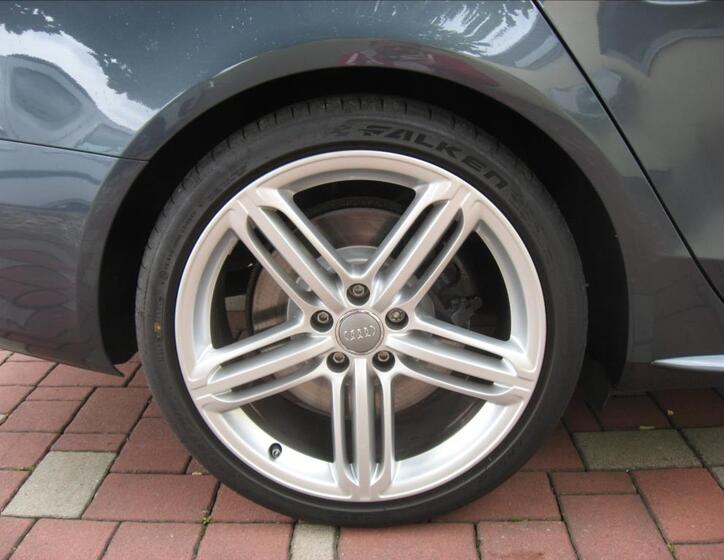 Audi S4 42