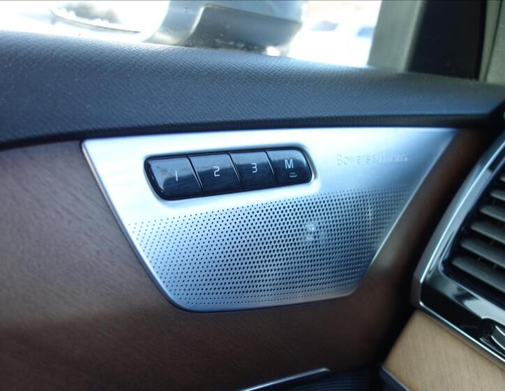 Volvo XC90 37