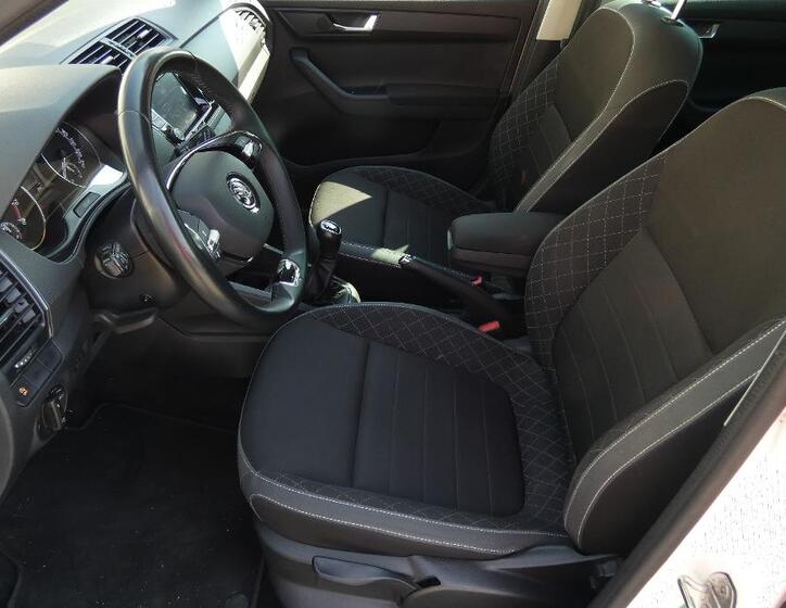 Škoda Fabia 18