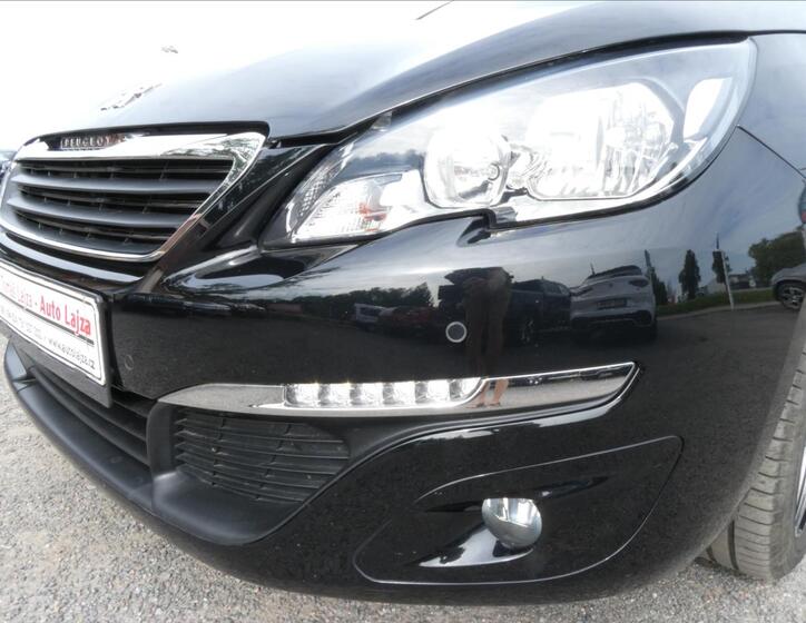 Peugeot 308 4