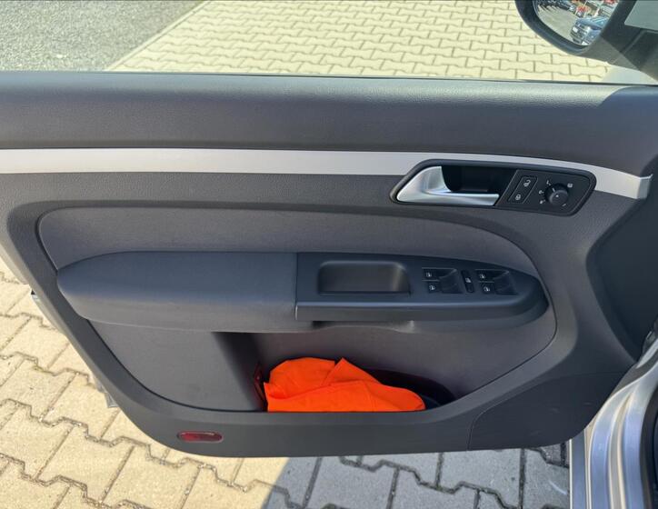 Volkswagen Touran 22