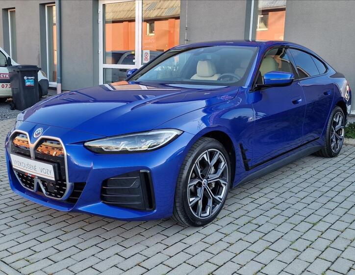 BMW i4 5
