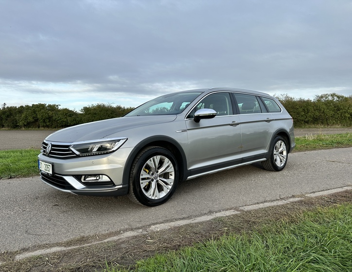 Volkswagen Passat 2