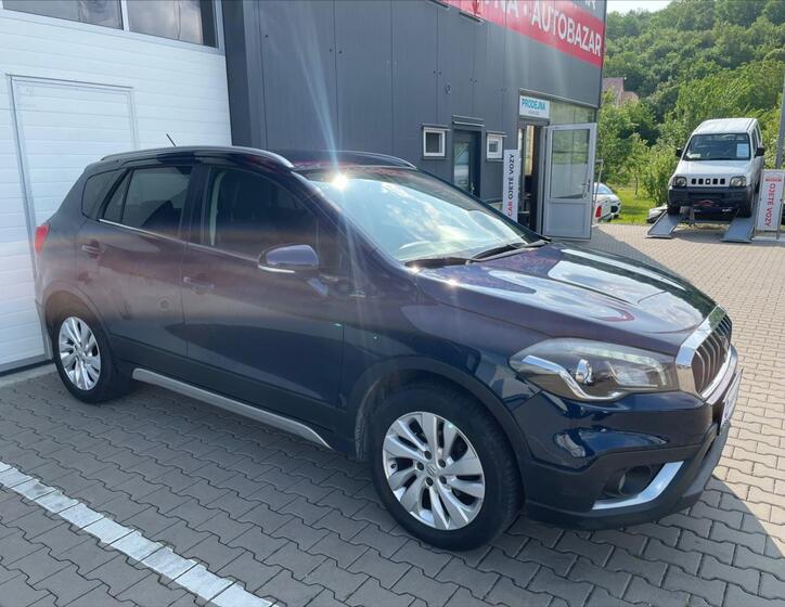 Suzuki SX4 S-Cross 3