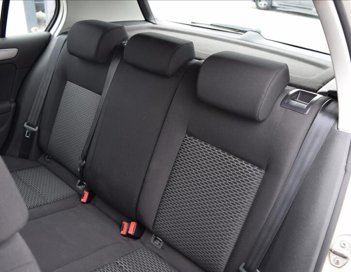 Volkswagen Golf 17