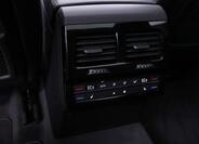 Volkswagen Touareg 42