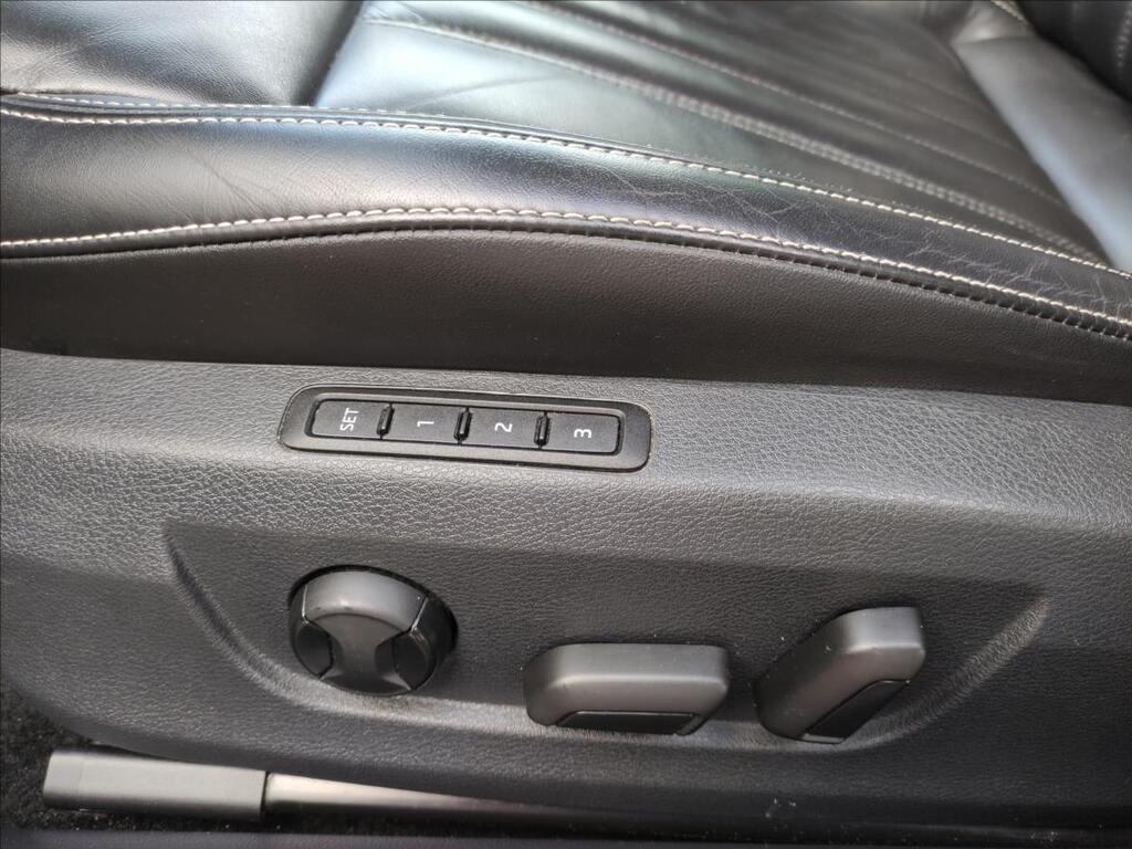 Škoda Superb 12