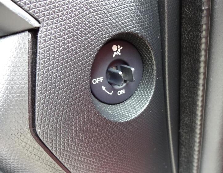 Nissan Micra 35