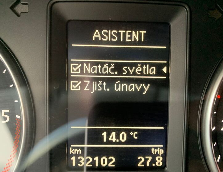 Volkswagen Touran 13