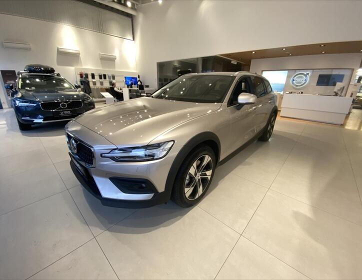 Volvo V60 1