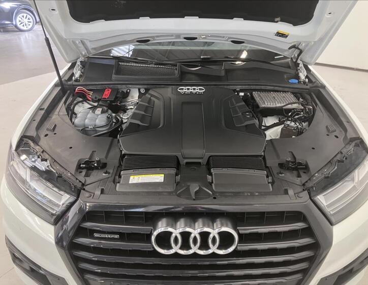 Audi Q7 28