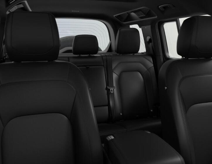 Land Rover Defender 7