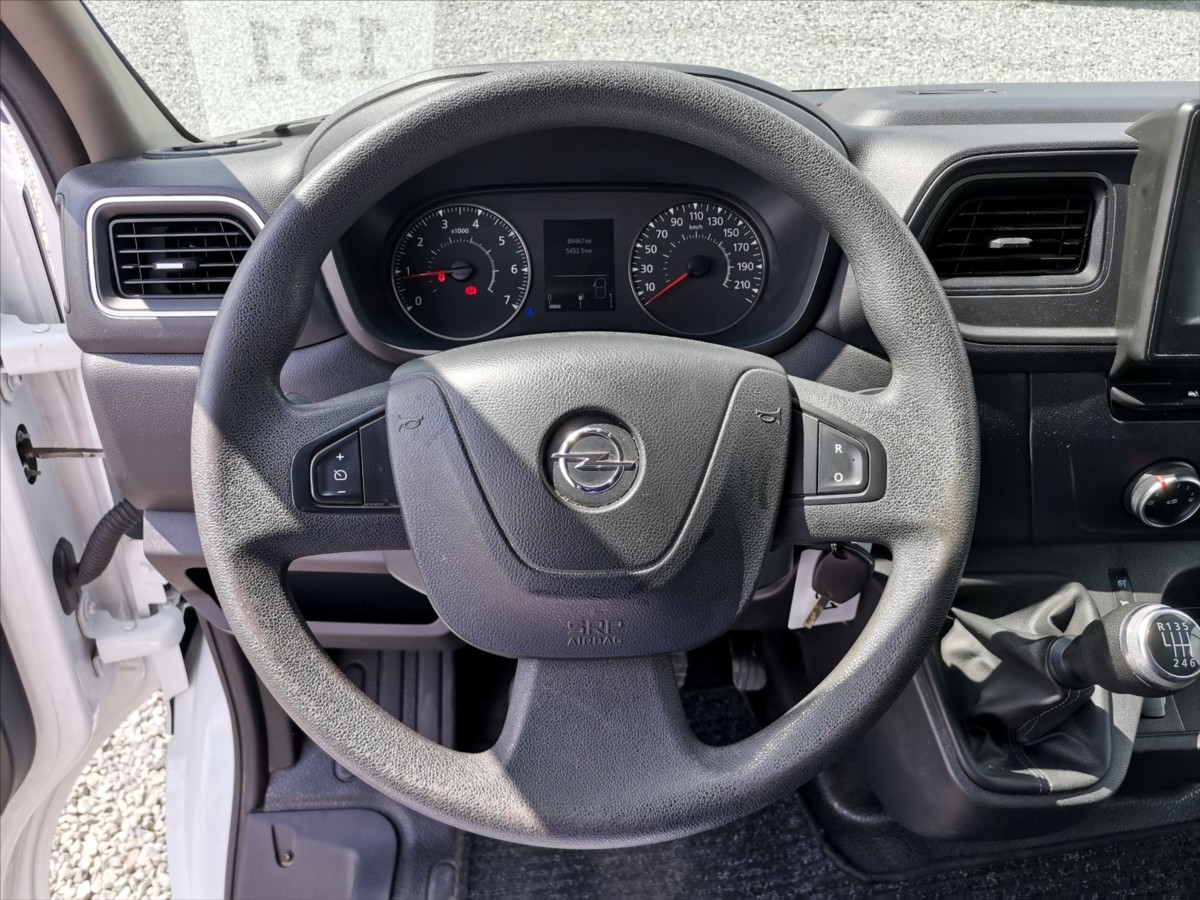Opel Movano