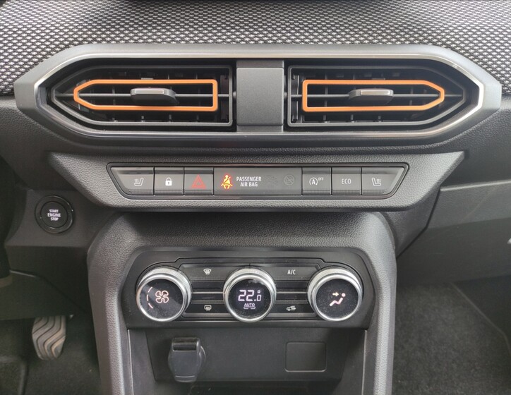 Dacia Sandero 14