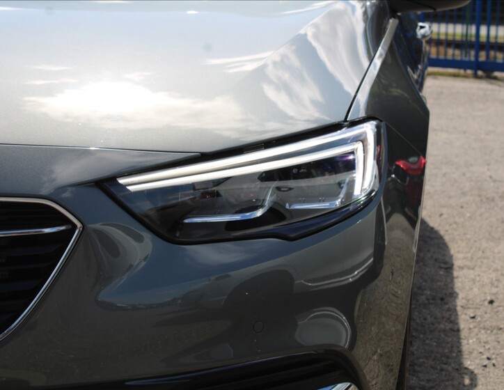 Opel Insignia 32