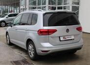 Volkswagen Touran 4