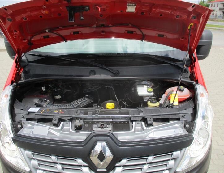 Renault Master 17