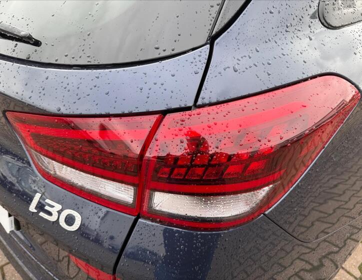 Hyundai i30 12