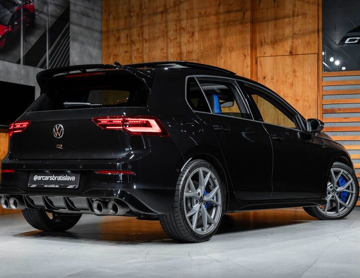 Volkswagen Golf 36