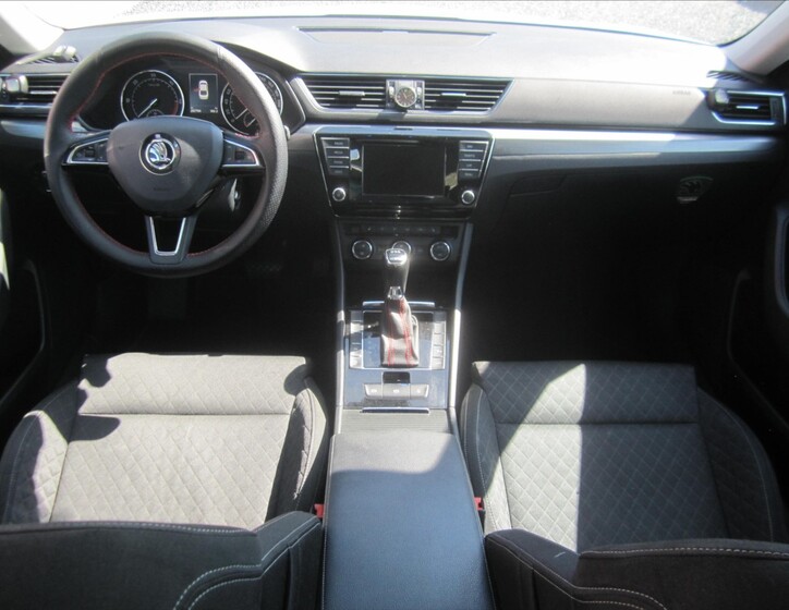 Škoda Superb 7