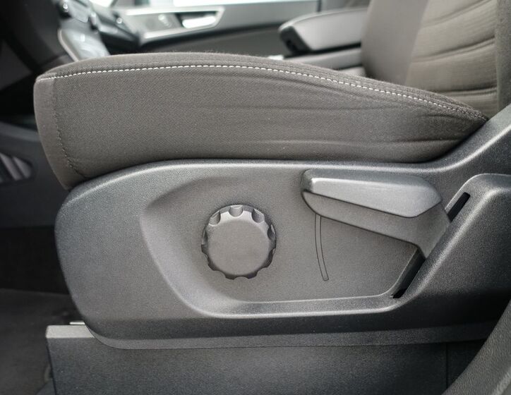 Ford Galaxy 22
