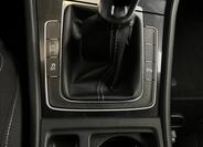 Volkswagen Golf 16