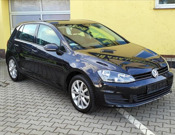 Volkswagen Golf 1