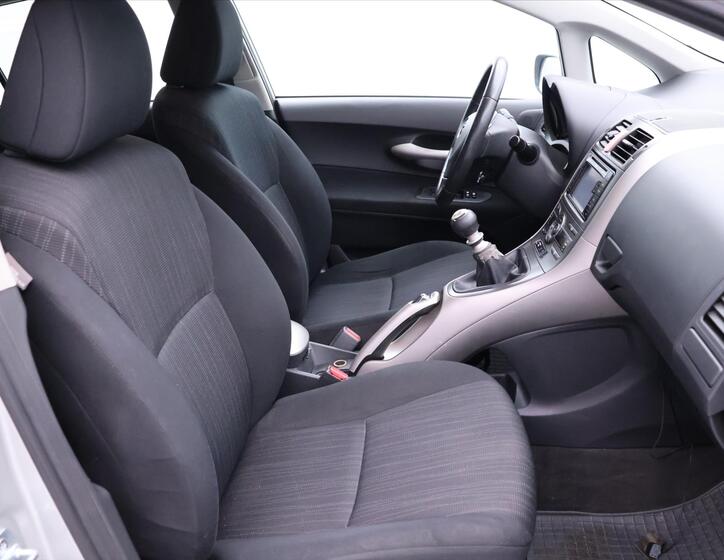 Toyota Auris 11