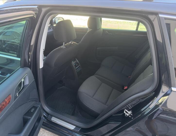 Škoda Superb 12