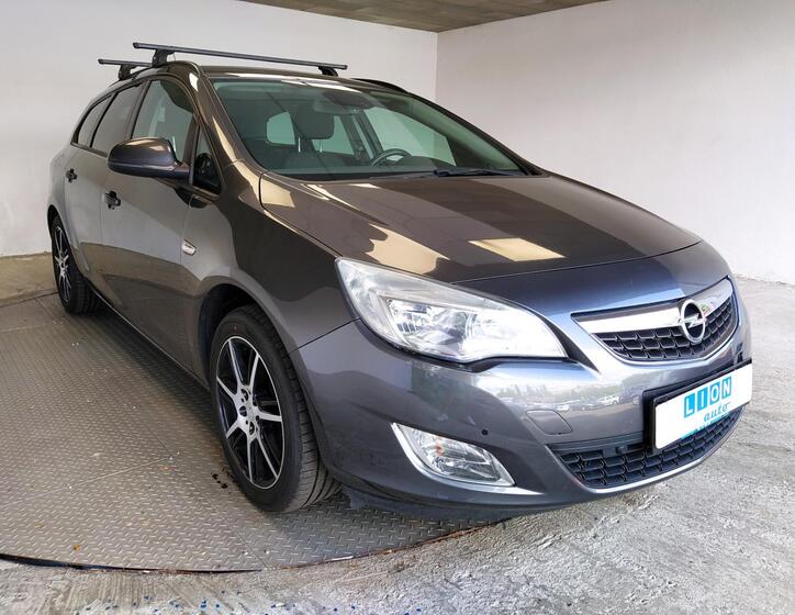 Opel Astra 1
