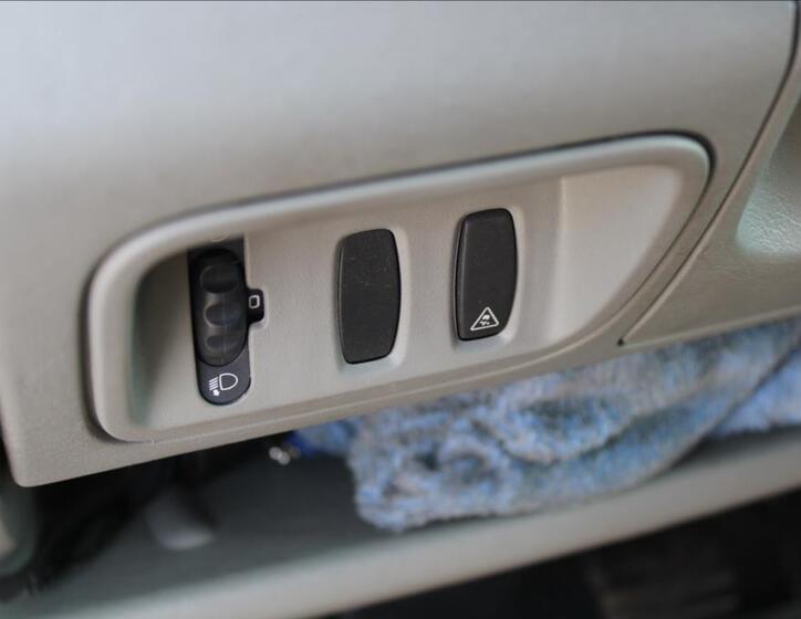 Renault Trafic 23