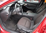 Mazda 3 8