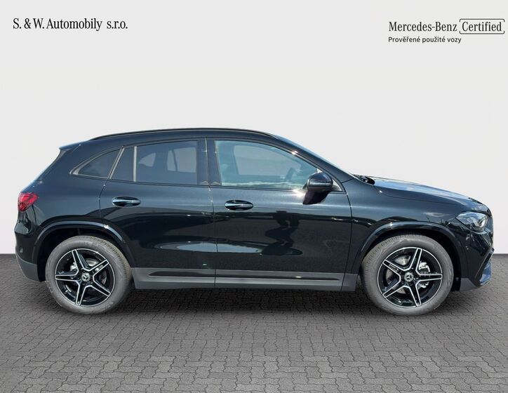 Mercedes-Benz GLA 5