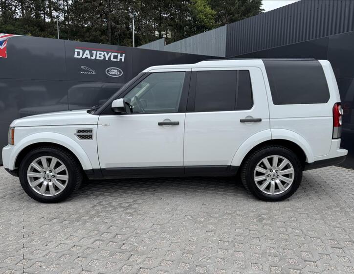 Land Rover Discovery 5