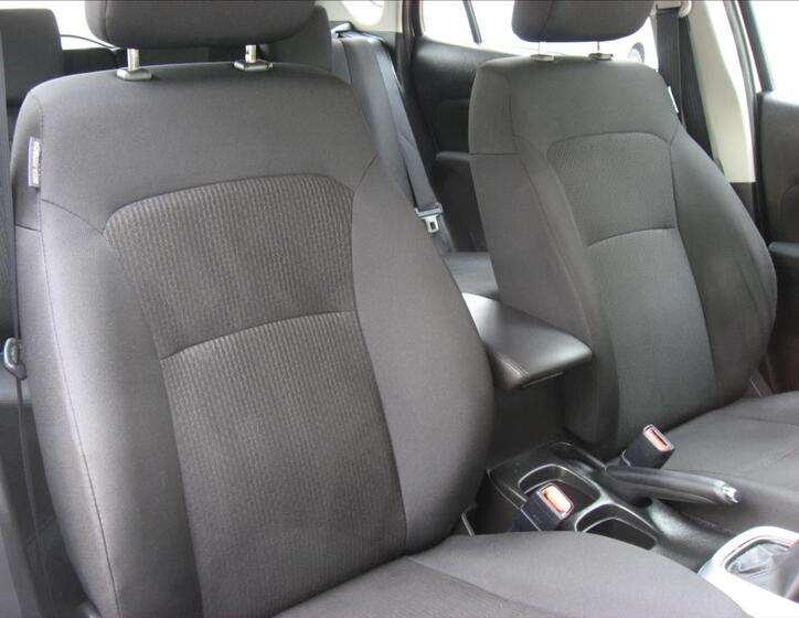 Suzuki S-Cross 17