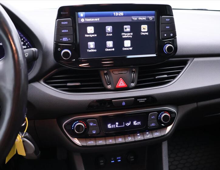 Hyundai i30 22
