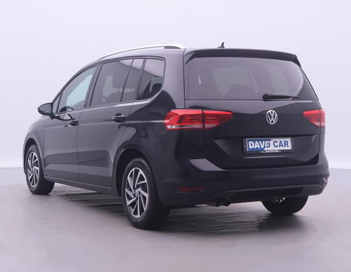 Volkswagen Touran 5