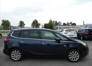 Opel Zafira 8