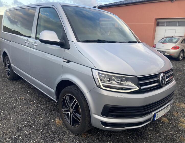 Volkswagen Multivan 27