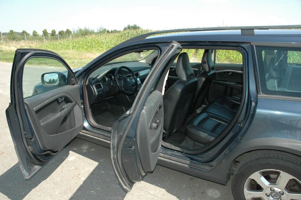 Volvo XC70