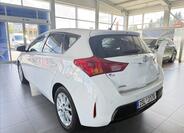 Toyota Auris 4